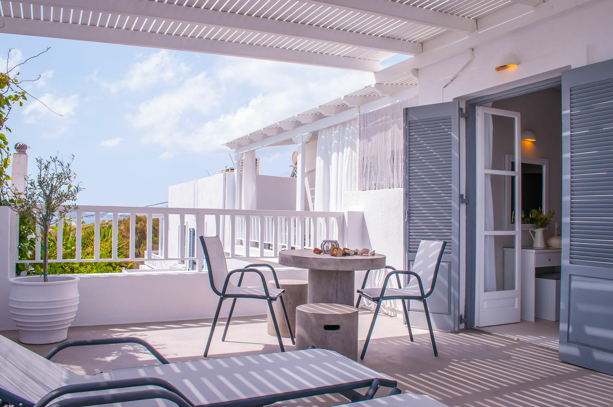 Milos Bay Suites Адамас Экстерьер фото