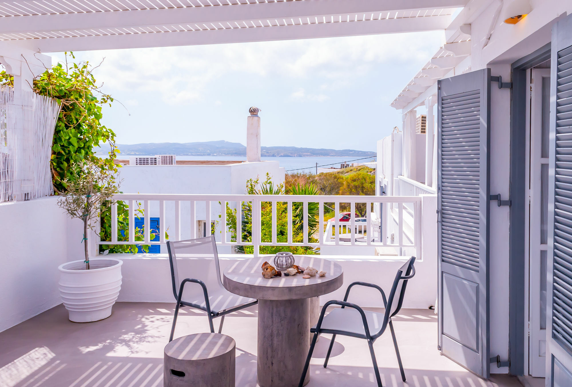 Milos Bay Suites Адамас Экстерьер фото